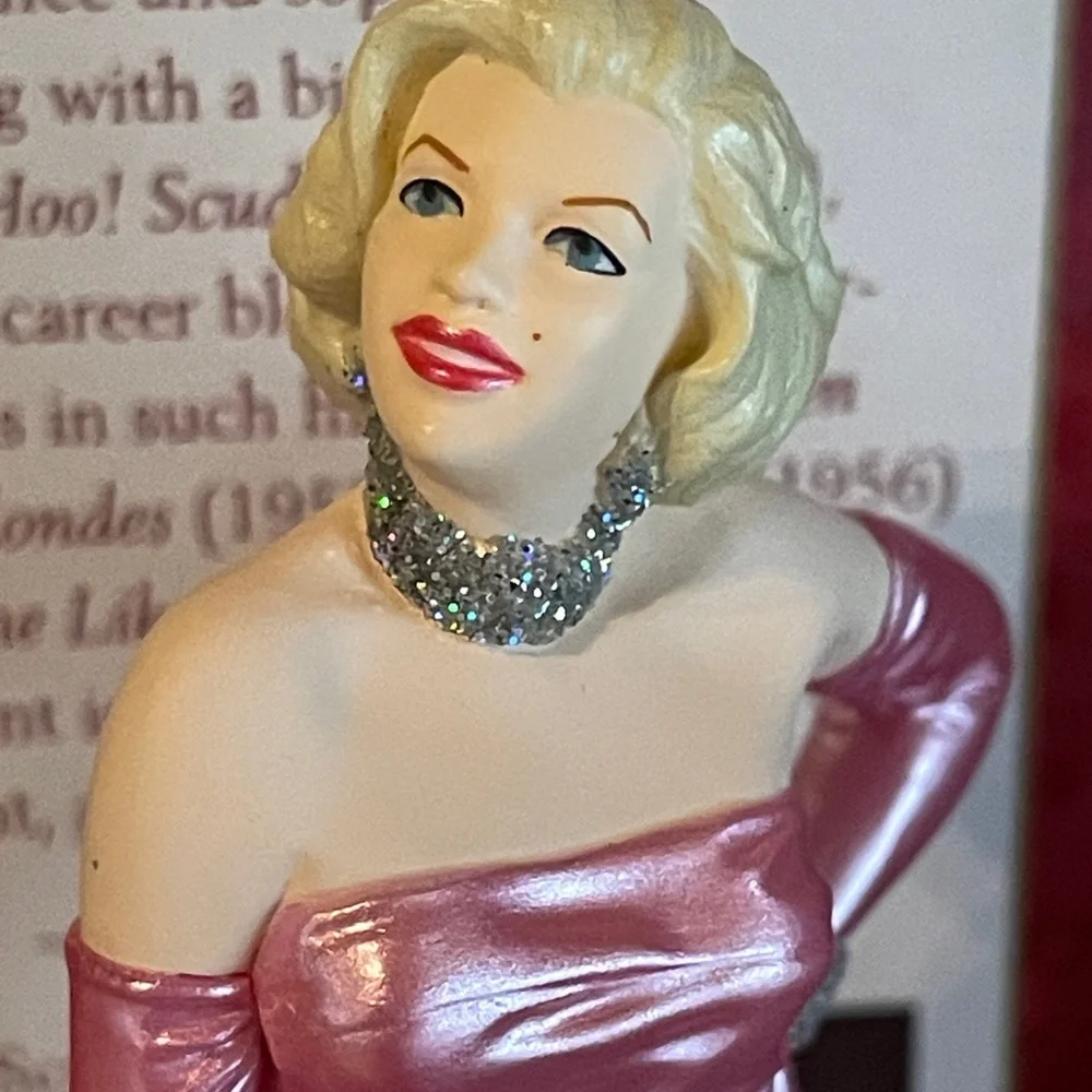Vintage 1997 Hallmark Keepsake Christmas Ornament Marilyn Monroe MINT IN BOX